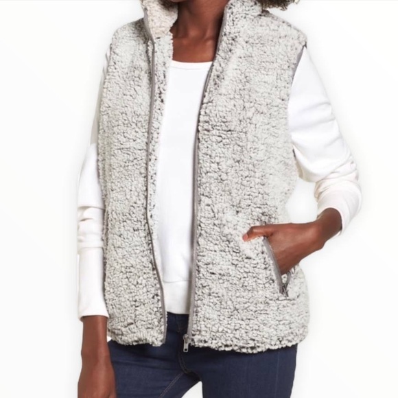 Thread & Supply Jackets & Blazers - Thread Supply Sherpa Vest Size Large